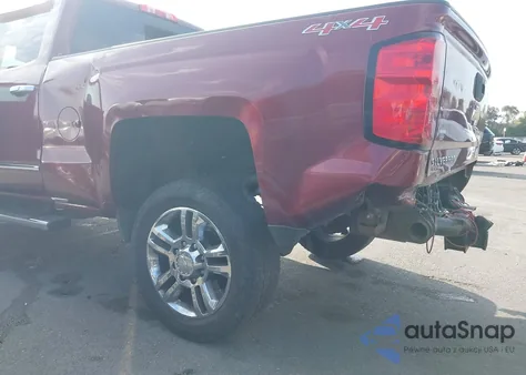 2015 Chevrolet Silverado 2500Hd High Country z USA, uszkodzony, nr VIN 1GC1KXEG6FF520108